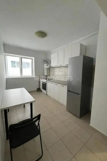 Apartament 3 Camere Decomandat mutare rapida Ozana metrou 1 Decembrie - 2