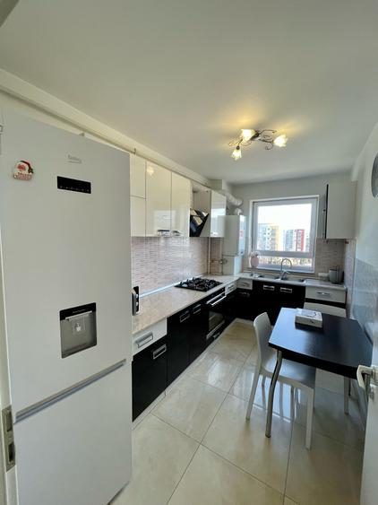 Apartament 3 camere de inchiriat