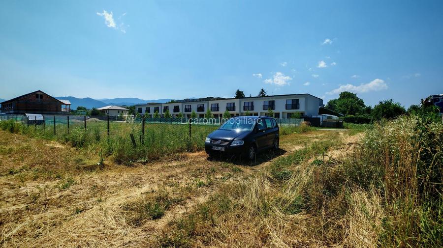 BARTOLOMEU,intravilan,intre case,suprafata de 774 mp,constructii P+2 - 6