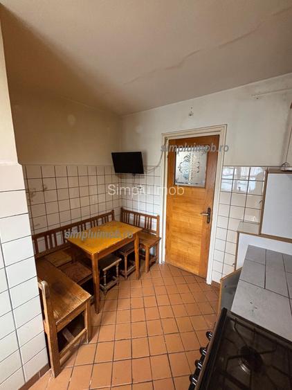 Decomandat 3 Camere Central Decebal - 12