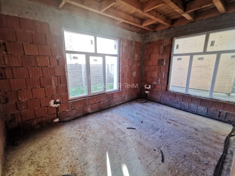 Casa De Vanzare La Rosu – Sagului- 650 - 11