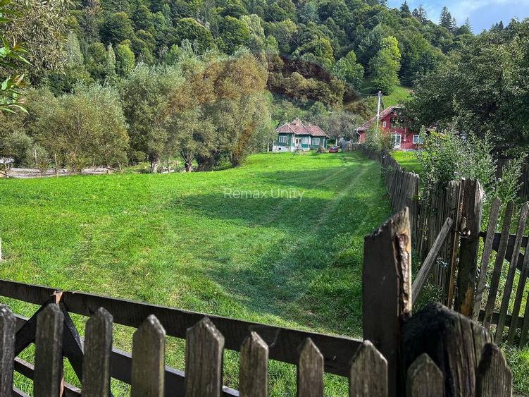 Teren 6,135mp Moieciu de Jos / Strada Principala - 6