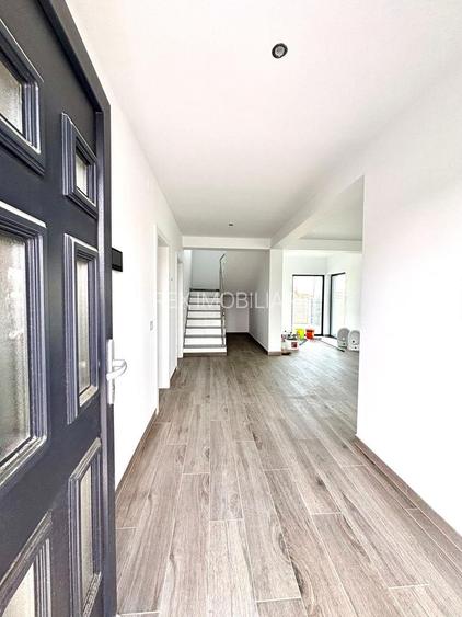 Casa individuala - 4 camere - pozitie excelenta - Sacalaz - 3