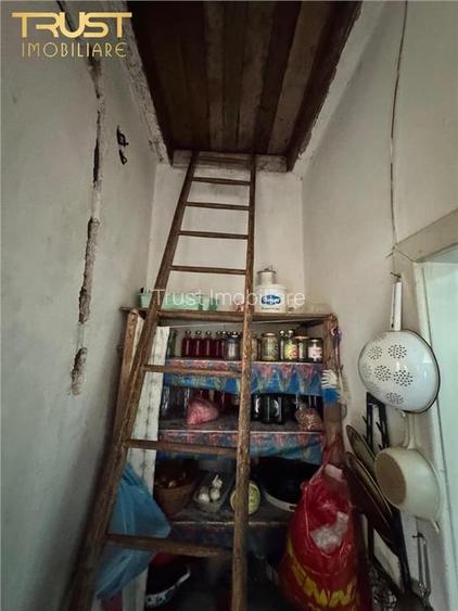 Casa de vanzare l 1040 MP Curte l Front 35 MP l Grigorescu - 14