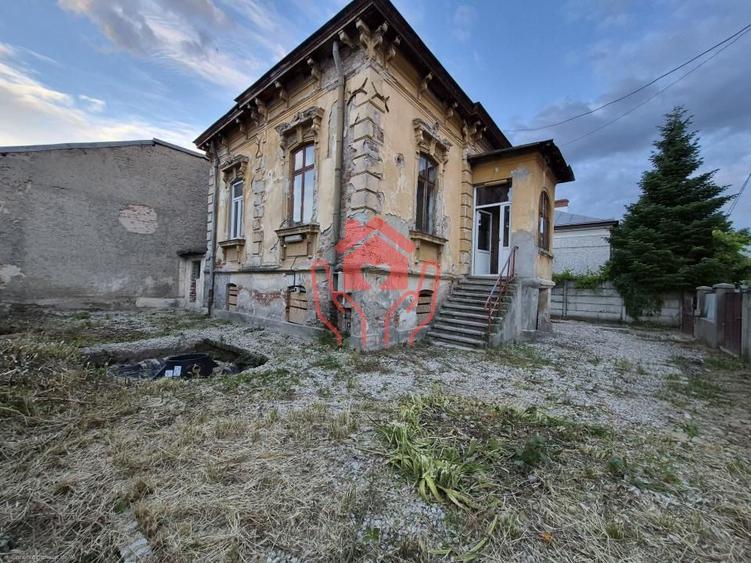 UNIRII (Piata Regina Maria)-Vila interbelica cu proiect autorizat, 2 deschideri!