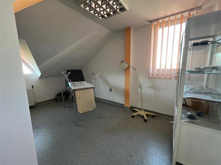 De inchiriat policlinica in Toplita