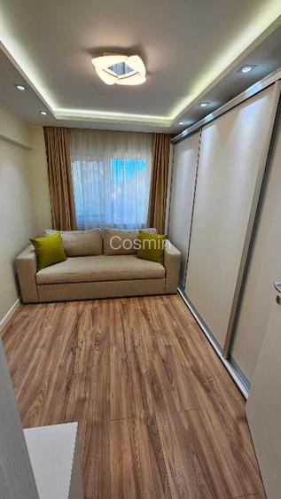 De vanzare apartament 4 camere, Inel 2 - 9