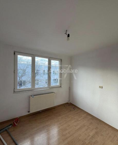 3 camere, decomandat, 4/4, boxa, centrala-Politehnica - 4