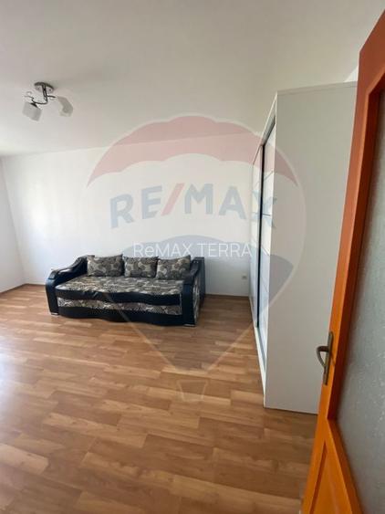 Apartament cu 1 camere de închiriat în zona Sasar - 2