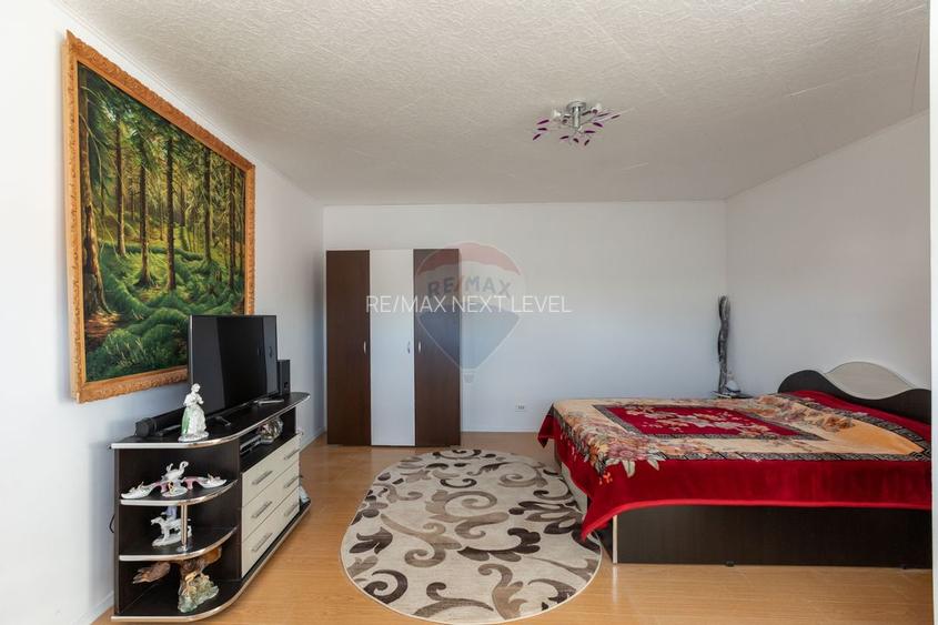 Casa / Vila cu 6 camere de vanzare, Calea Moinesti, Margineni - 9