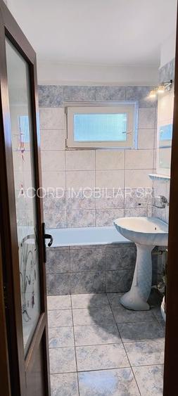 Casa de cultura-apartament 3 camere decomandat cu gaze - 17