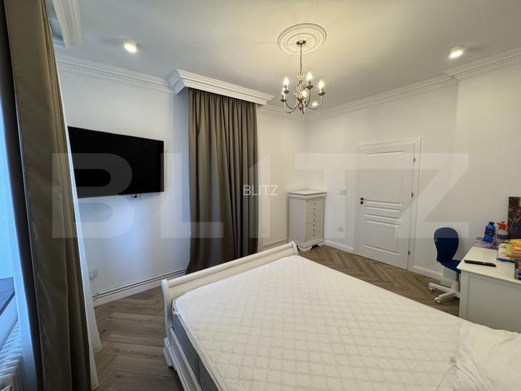 Casa tip conac S + P + E de 365 mpu, pe un teren de 1.143mp, Malu Mare - 8