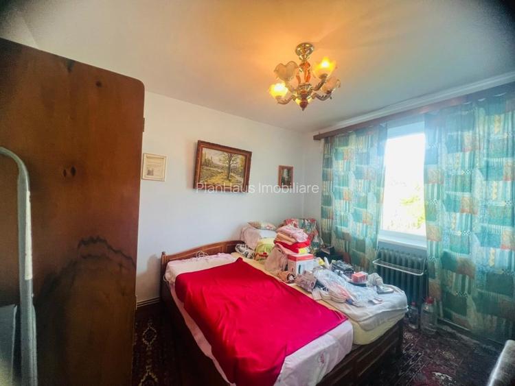 Vintage apartament  3 camere , Iuliu Maniu  ,zona excelenta etaj 3  - 5