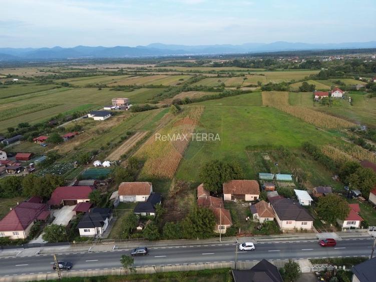 Casă de vânzare in Hideaga la drumul National - 9