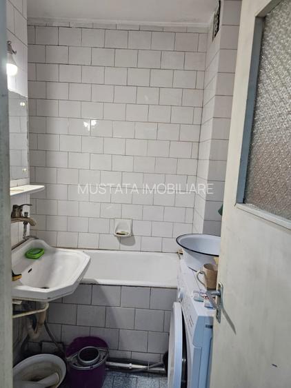 - Apartament 2 camere, confort 1 decomandat, Zona Centrala. - 6