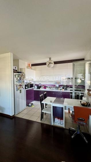 De vanzare Apartament 3 camere Asmita Garden - 4