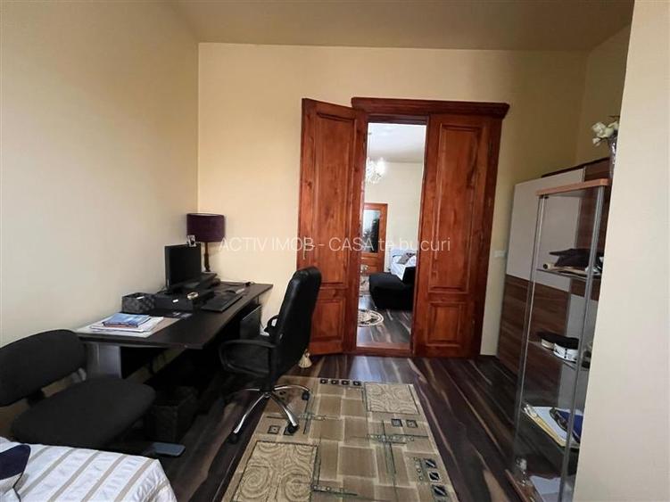 Lugoj, Casa 6 Cam., Teren 511 Mp., Str. Oituz. nr.1 - 22