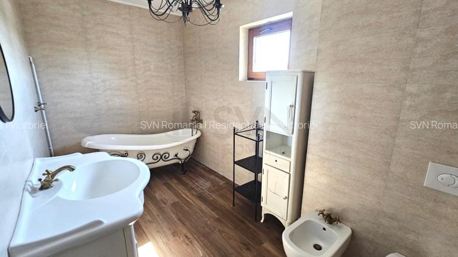 REV2005568 Vila 9 camere Fabrica de Glucoza Andronache - 5