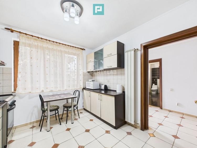 Casă spațioasă în Popești-Leordeni - 11