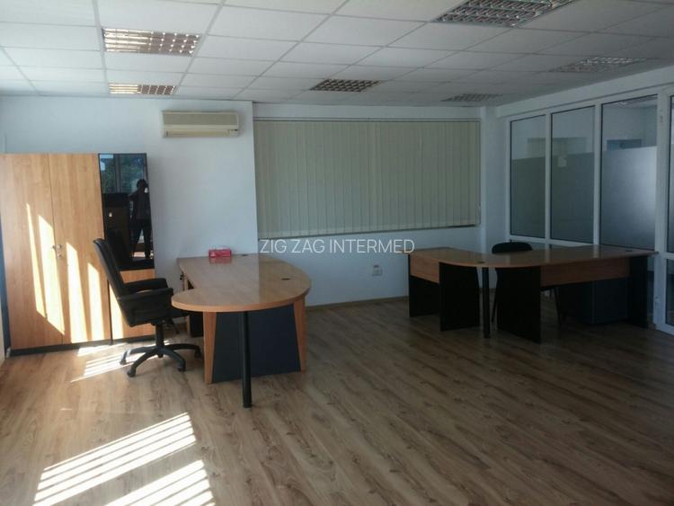 Capitol - Sala Sporturilor, spatiu birou 88 mp. + terasa 15 mp. - 16