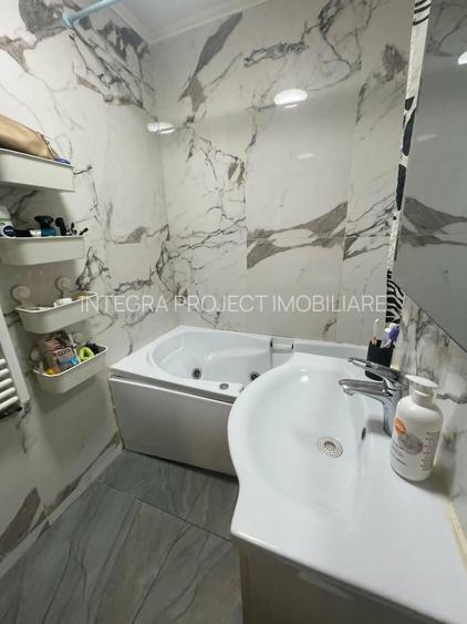 VANZARE APARTAMENT 3 CAMERE -VATRA LUMINOASA-MAIOR CORAVU - 10