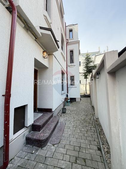Casă / Vilă Individuală –Strada Ronda, București |Disponibil Imediat - 21