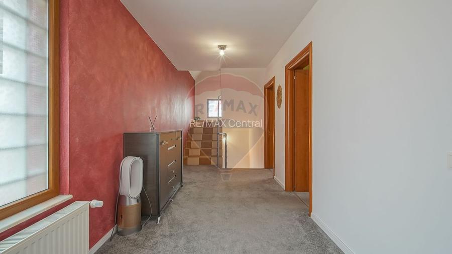 Casă cu garaj și panouri fotovoltaice – Codlea! - 30