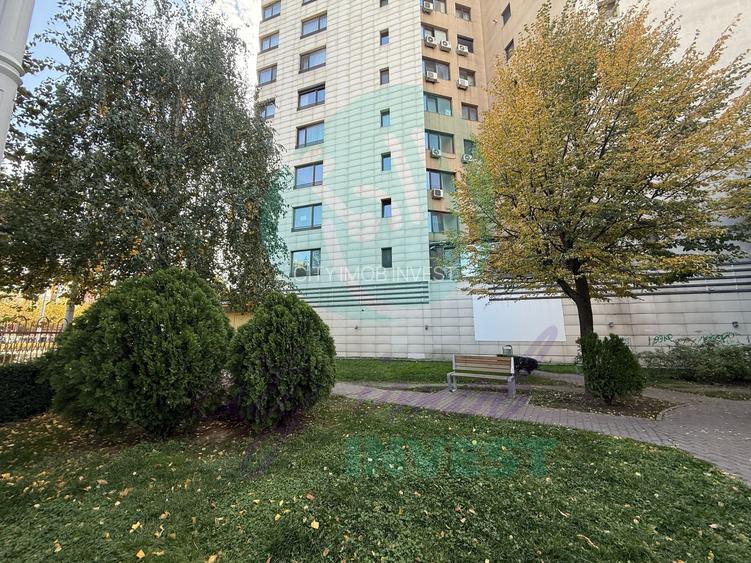 Bloc NOU vis-a-vis de MALL VITAN - 16