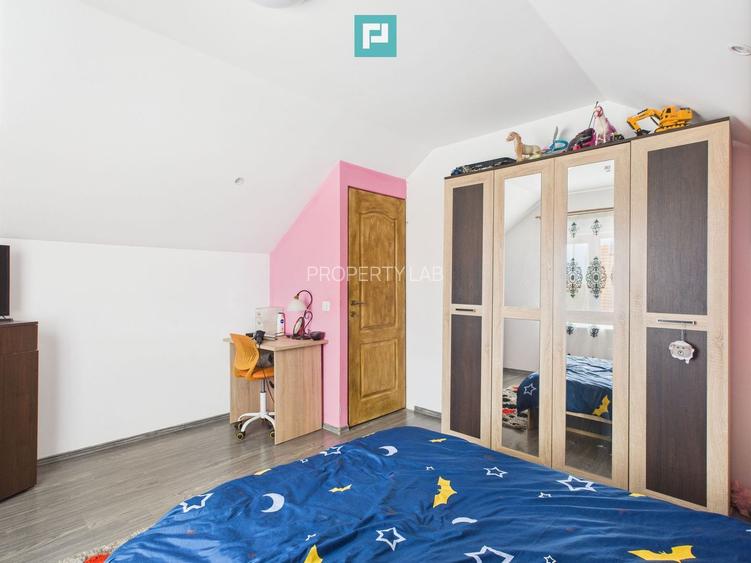 Casă spațioasă cu grădină în Topolovățu Mare - 15