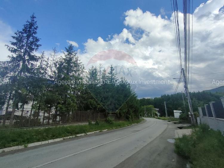 Teren intravilan de vanzare - 11