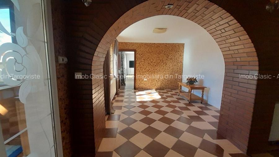 Vanzare proprietate - casa si teren  Voinesti Dambovita - 27