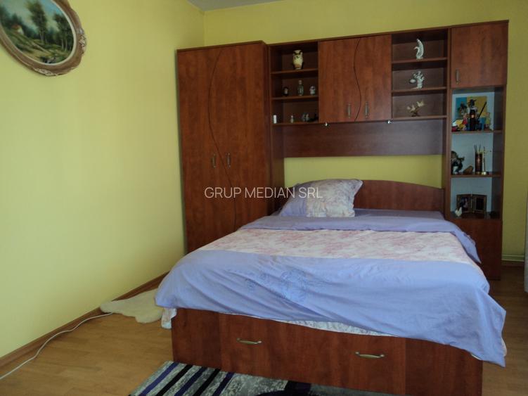 Casa la 7 km de Rm.Valcea, in com Bujoreni(Gura Vaii) - 14