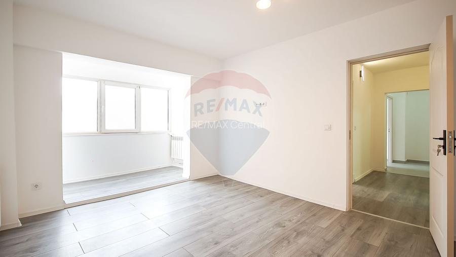 Apartament cu 2 camere de vânzare în zona Judetean - 2