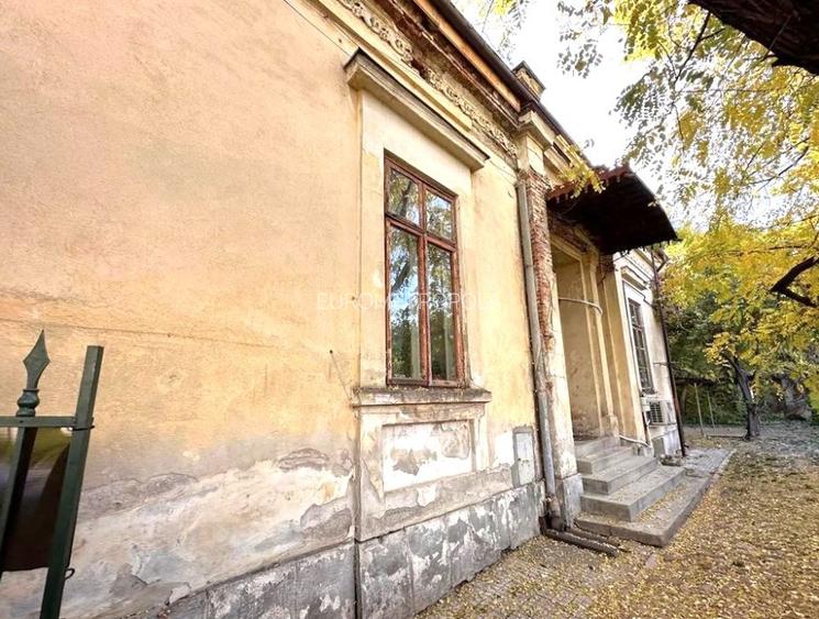 Vila cu arhitectura si teren generos Cismigiu - 7