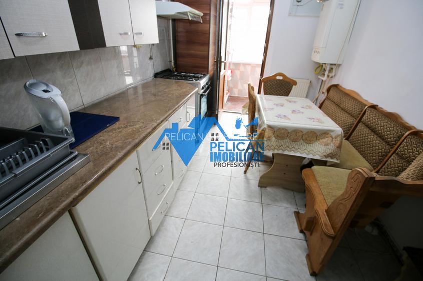 E3, decomandat, 3 camere, renovat complet - 7