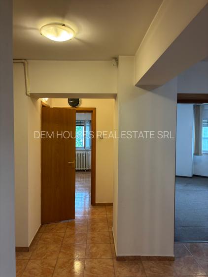 DECEBAL,LOCATIE EXCEPTIONALA,monolit,stradal,vedere Bulevard,liber,reabilitat - 9