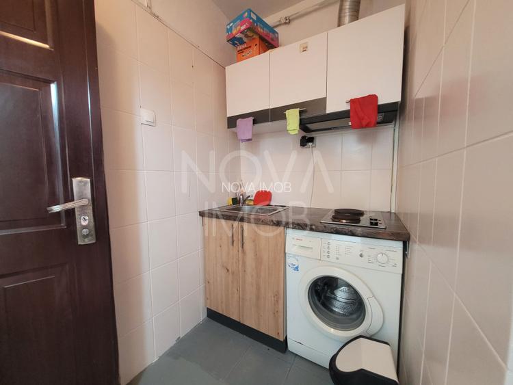 Garsoniera de inchiriat. Str. Vasile Aaron - 3