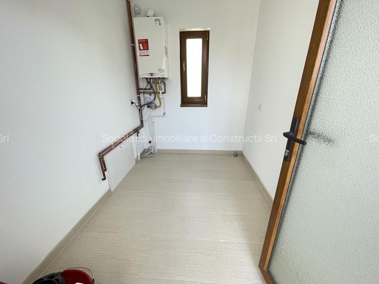 Duplex despartit prin spatiu tehnic - 21