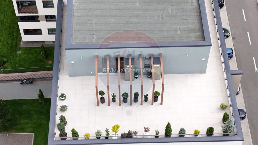 Penthouse Coresi | Vedere Tâmpa | 101mp utili+168mp terasă | 2 parcări - 24