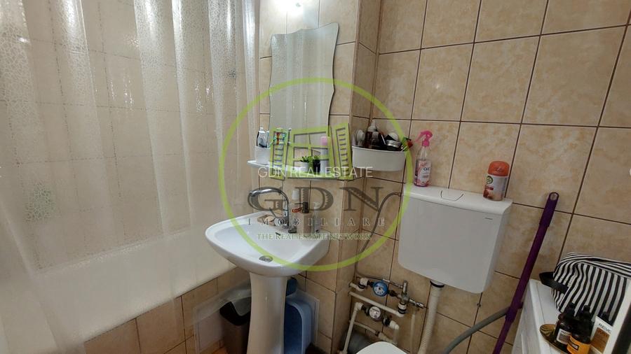 Garsoniera decomandata, 36 mp, etajul 3, Cartier Sarari zona liceul Henri Coanda - 4