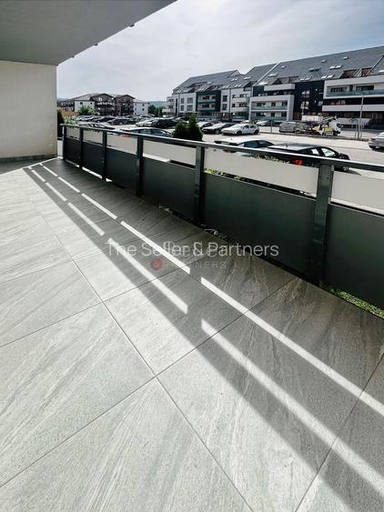 Suprafata Generoasa| Parter Inalt - 9