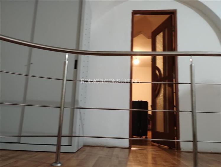 Casa P+1, Metrou Mihai Bravu, 420mp, 7 camere, + 126mp curte libera - 2