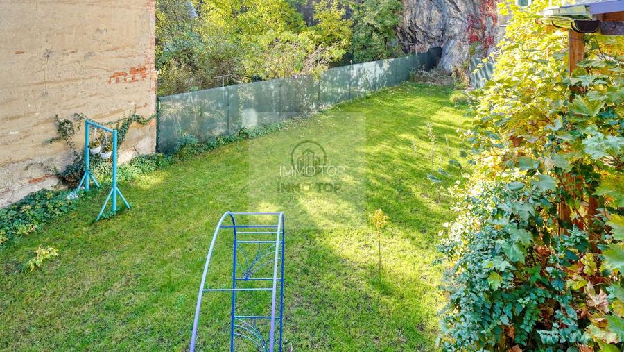 Închiriez casă în Centrul Brasovului/ curte privata - 2