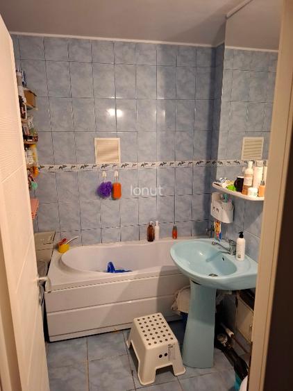 Apartament 3 camere decomandat - 6