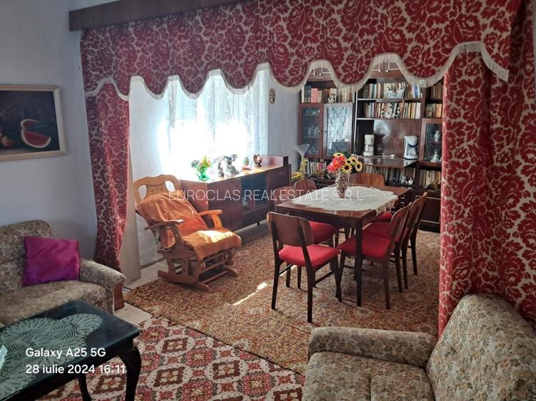 Casa 5 camere - Techirghiol - 105.000 euro (Cod E2) - 5