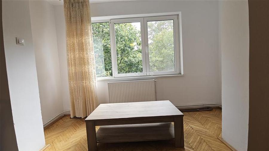 Apartament 4 camere 71mp,decomandat, Gheorgheni, str. Unirii - 8