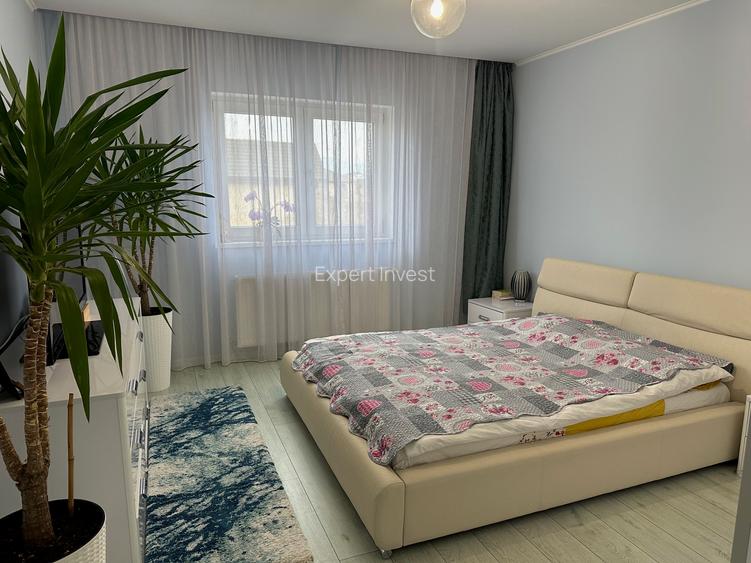 Casa individuala 5 camere - 2 bai - 922 mp teren - garaj - Selimbar - 12