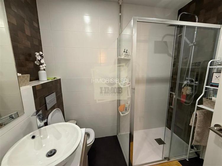 Apartament modern 3 camere cu 2 bai si parcare subterana in Turnisor - 11