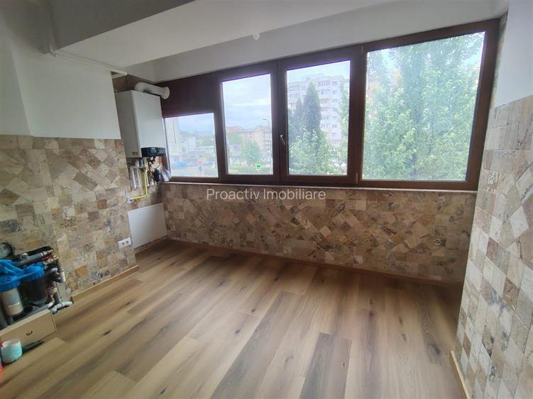 Apartament cu 3 camere, Renovat, Marasesti, Etaj 1 , 3c-4396 - 4