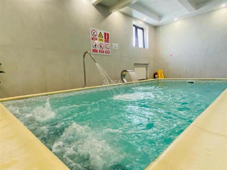 Hotel de vanzare in Predeal potrivit pentru investitie - 19